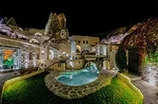 آناتولین هوسس کیو