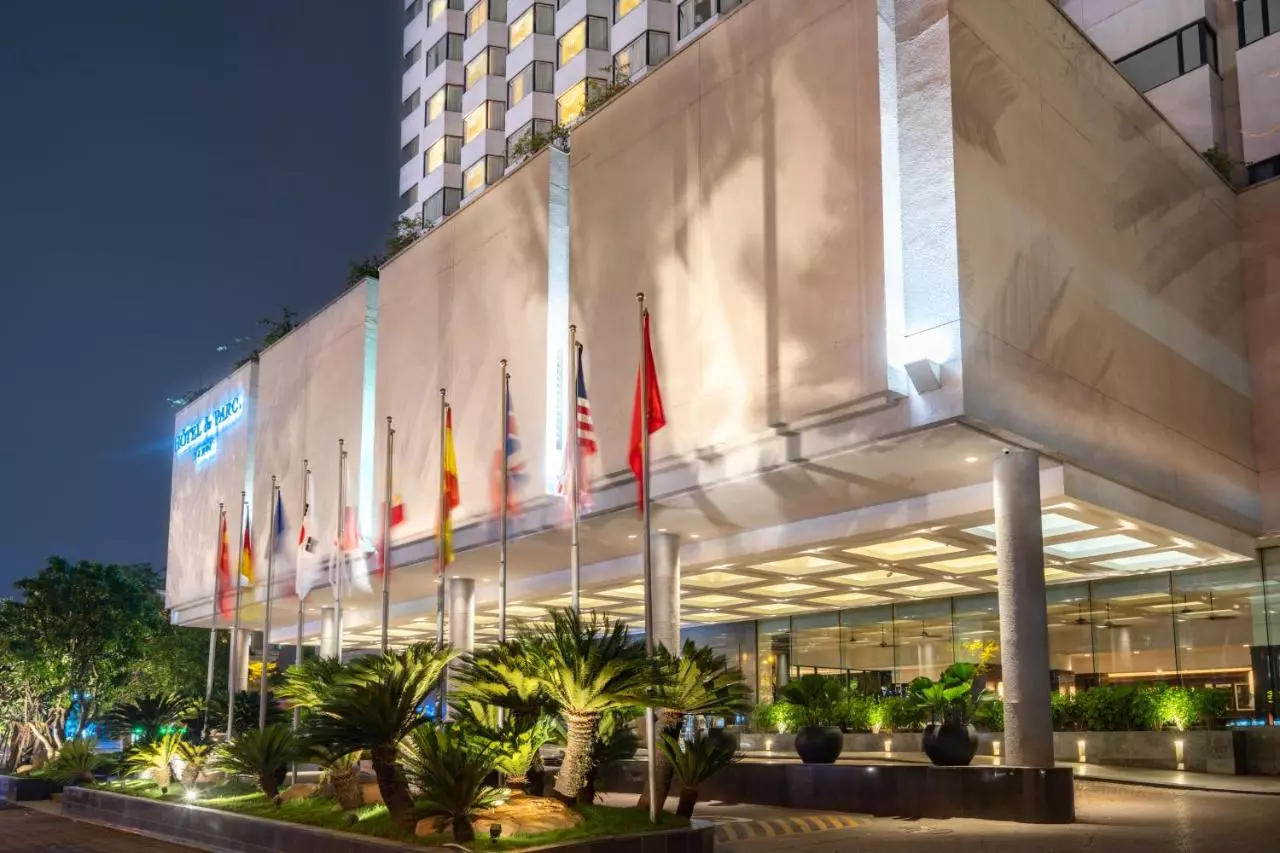 دو پارک هتل هانوی