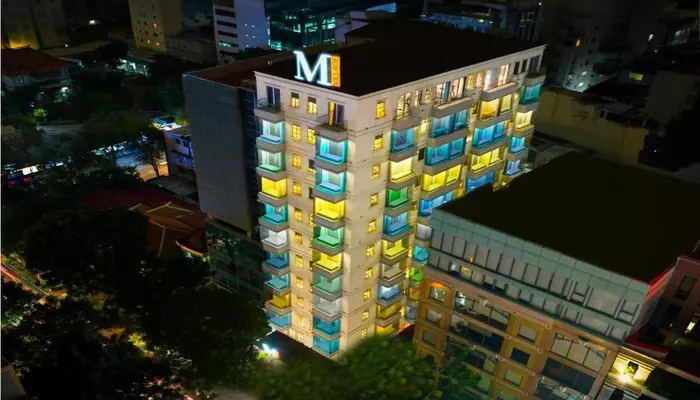 ام ویلیج تا دان پارک